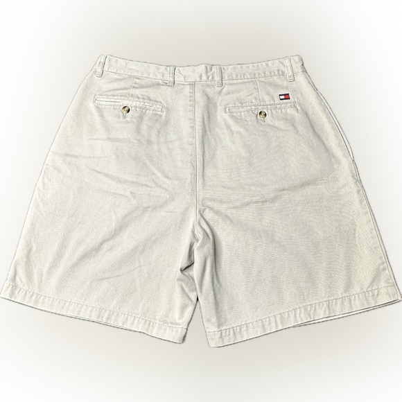 Vintage Tommy Hilfiger Pleated Shorts - Picture 2 of 6